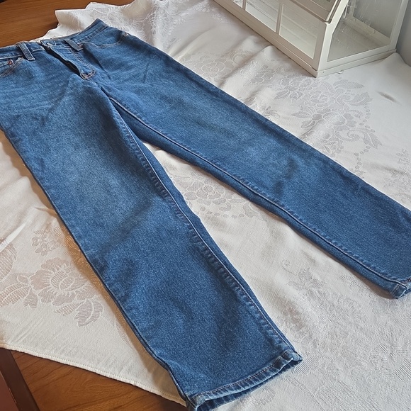 Levi's Wedgie Straight Classic Blue Jean Size 26 - Picture 6 of 11